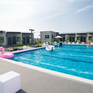 리조트 크리스마스 풀빌라 제주