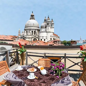 Apartamento Dorsoduro Charme, Venecia